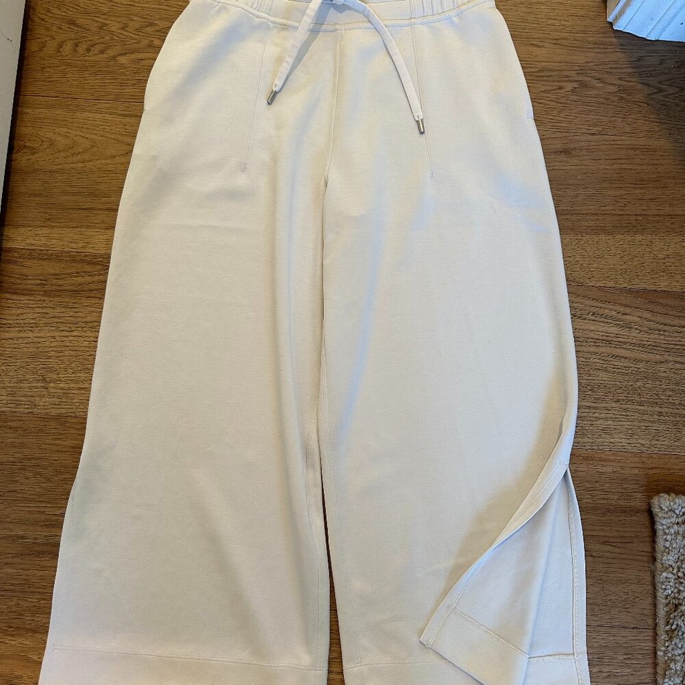 Lululemon pants